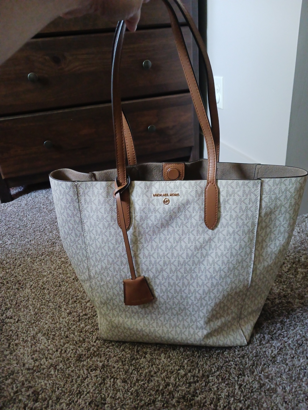 Michael Kors Vanilla Tote Bag With Key Ring